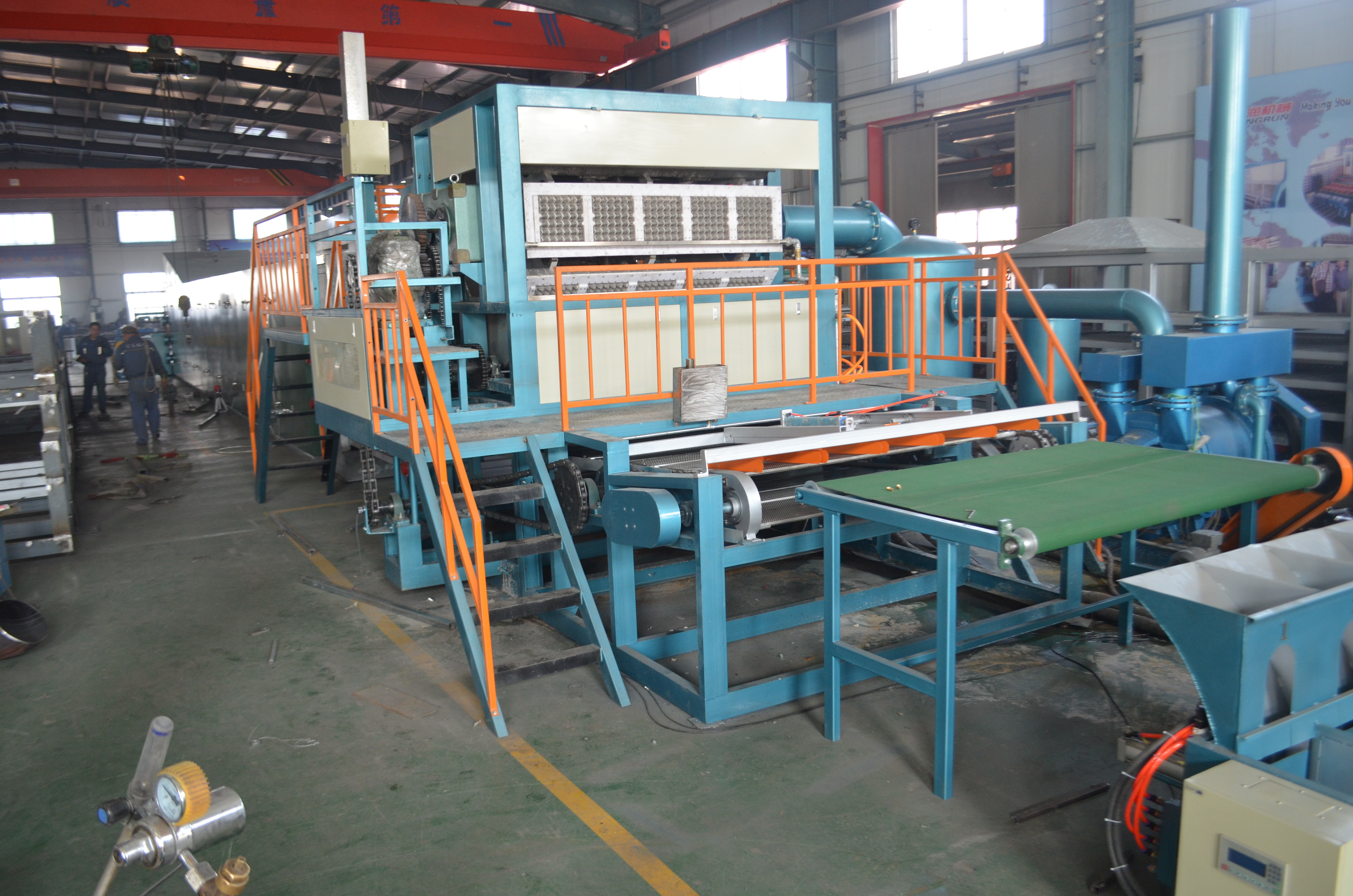 蛋托機(jī)、蛋托生產(chǎn)線(xiàn)、雞蛋托盤(pán)機(jī)，請(qǐng)致電宏潤(rùn)包裝